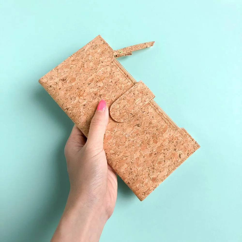 Lizzie Long Cork Wallet in Classic